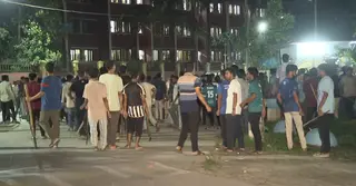 অনির্দিষ্টকালের জন্য বন্ধ ঘোষণা বাকৃবি, শিক্ষার্থীদের হল ছাড়ার নির্দেশ